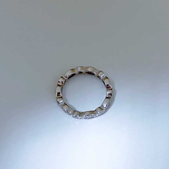 Tiffany and co platinum band - Picture 5 of 5